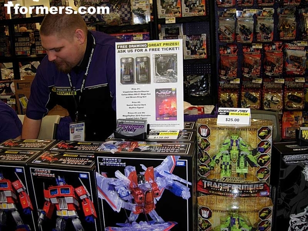 Botcon 2011 Dealers Room  (228 of 359)